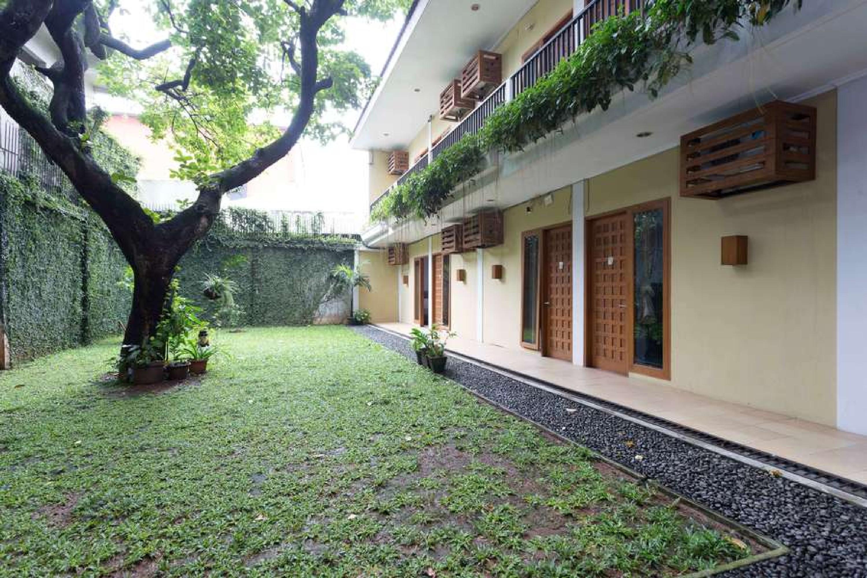 Reddoorz Plus Near Cilandak Town Square 2 Yakarta Exterior foto