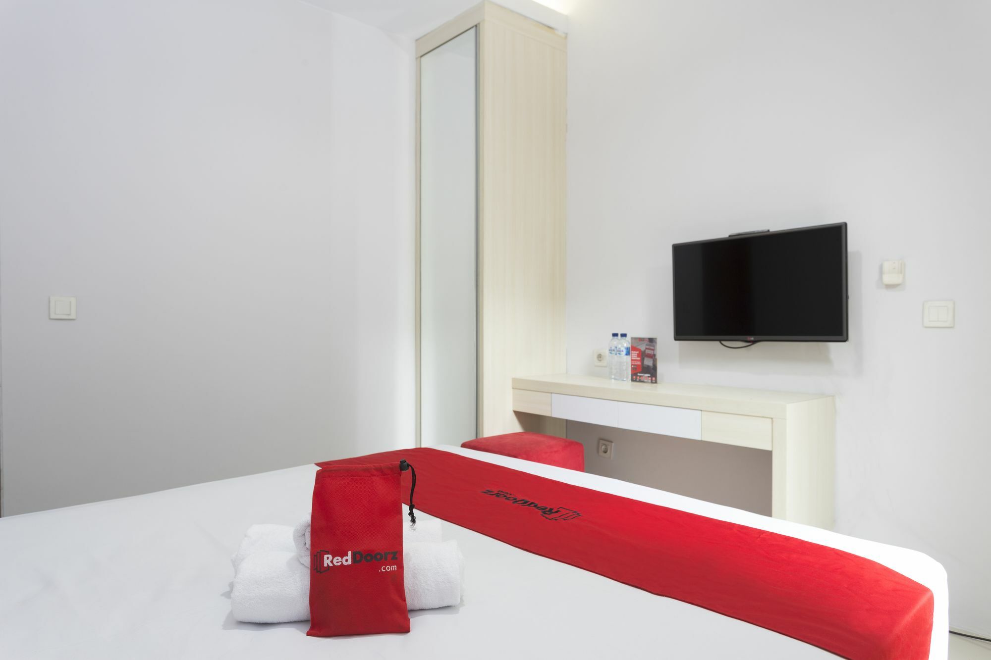 Reddoorz Plus Near Cilandak Town Square 2 Yakarta Exterior foto